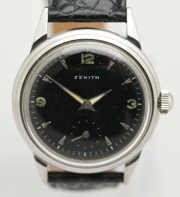 Wat20030 Zenith Military watch from 1945